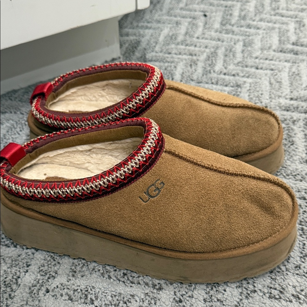 UGG Camel Suede Slippers with Red Accent